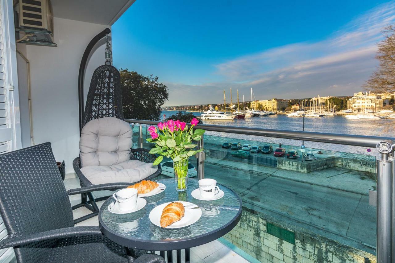 Lavender Apt. W. Balcony In Old Town Apartment Zadar Exterior photo